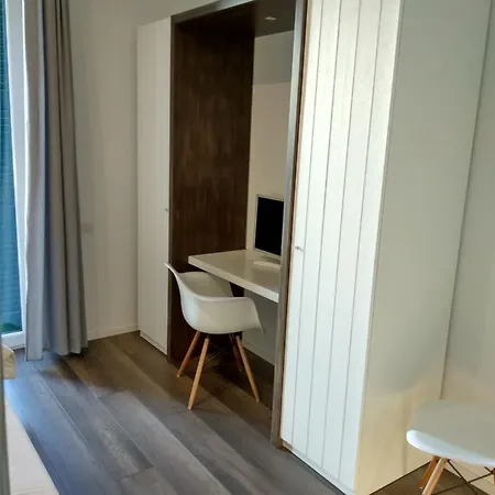 בית הארחה Dimora Mefite-camere Con Bagno Privato E Self Check-in מטרה