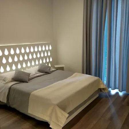 Dimora Mefite-camere Con Bagno Privato E Self Check-in בית הארחה מטרה