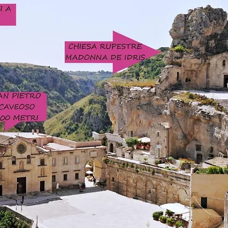 Pensjonat Dimora Mefite-camere Con Bagno Privato E Self Check-in 3*