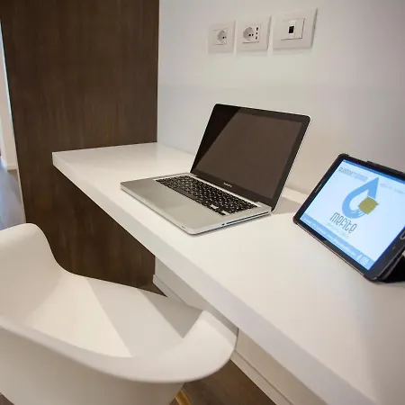 Dimora Mefite-camere Con Bagno Privato E Self Check-in מטרה