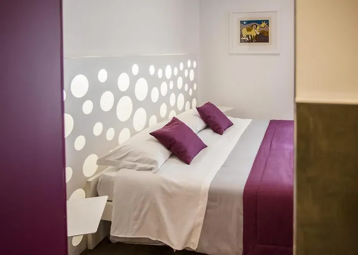 Dimora Mefite-camere Con Bagno Privato E Self Check-in Πανσιόν 3*