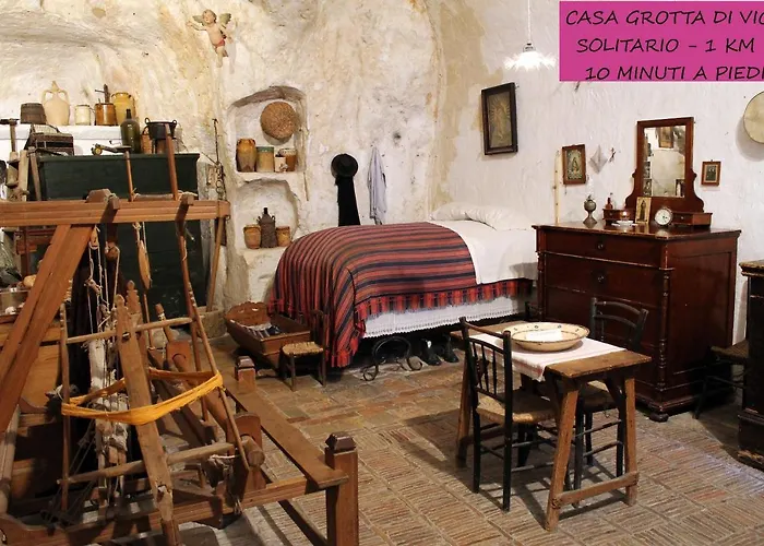 Dimora Mefite-camere Con Bagno Privato E Self Check-in Πανσιόν 3*