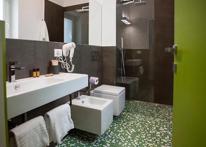 Dimora Mefite-camere Con Bagno Privato E Self Check-in Πανσιόν Ματέρα